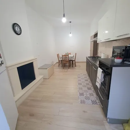Apartment Dimora Mamma Lena *